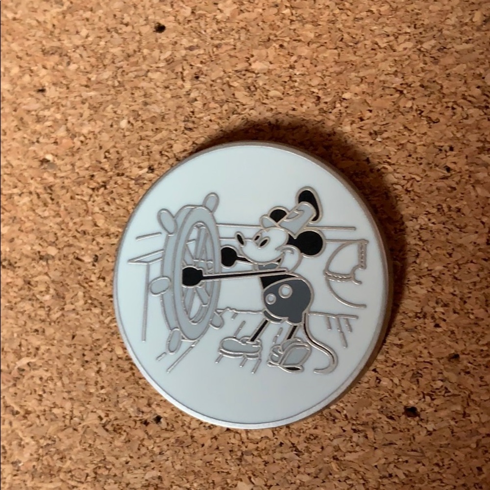 Disney pin